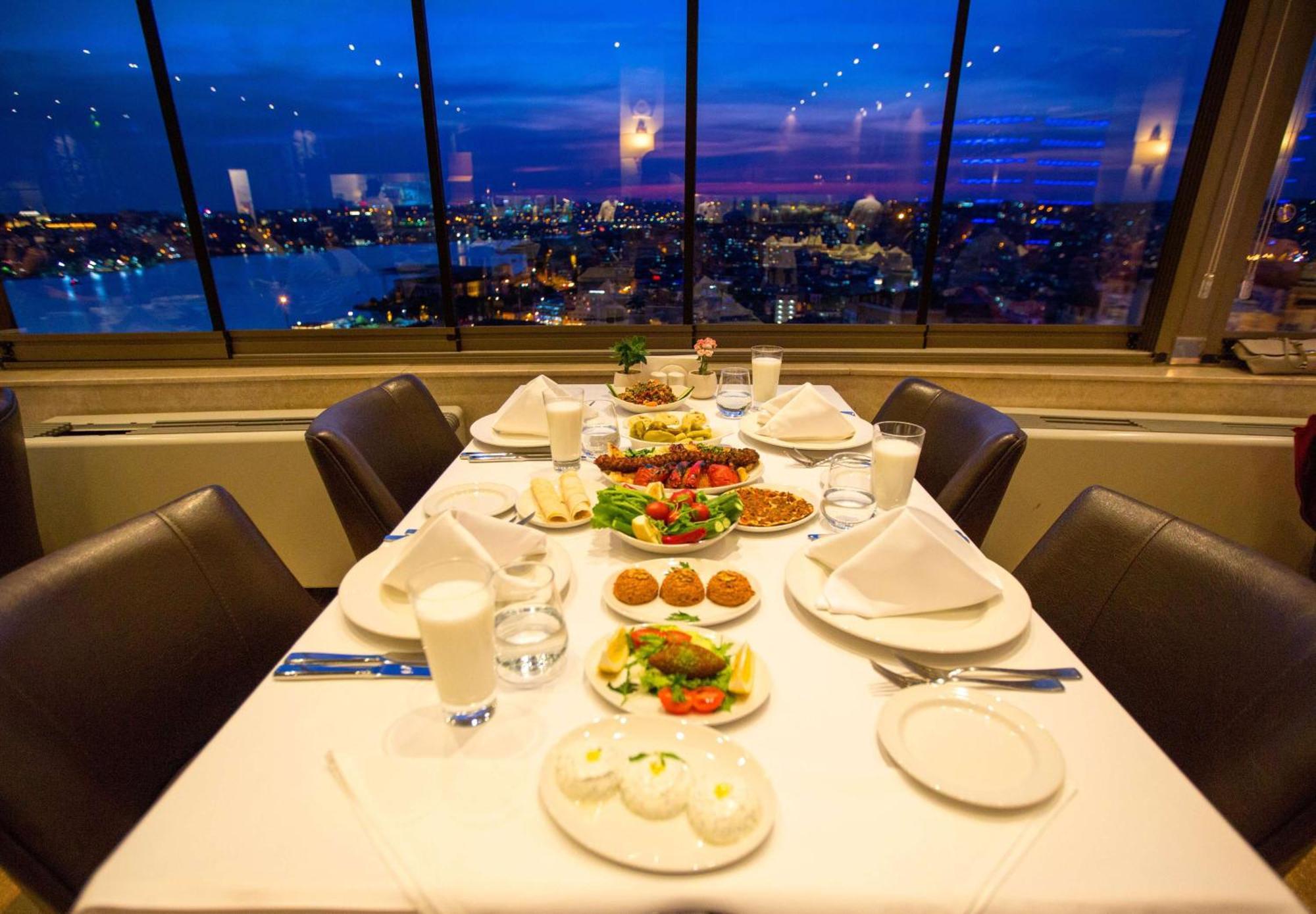 Hotel Radisson Blu Pera Istambul